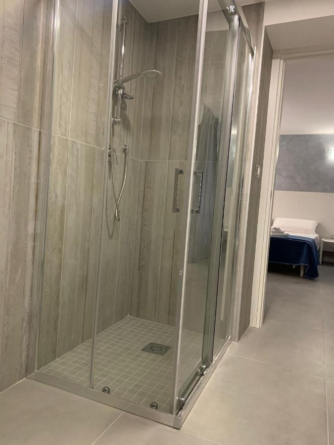 3 Rooms Chiaia Наполи Екстериор снимка